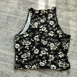 Abercrombie & Fitch Tops - Floral crop top Abercrombie & Fitch Tops - Floral crop top